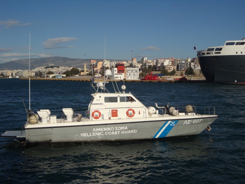 Hellenic coast guard intensifies controls against people-smuggling ...
